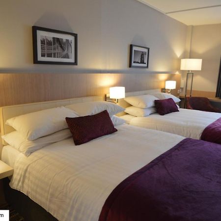 Lancaster Hotel&Spa Uxbridge Exteriér fotografie